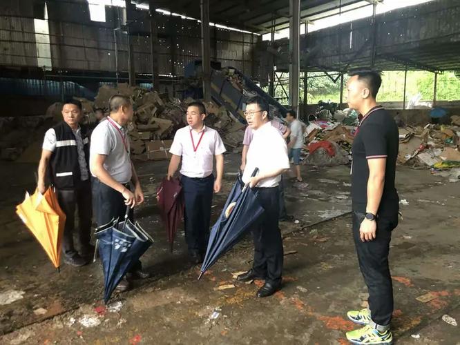 此次行动由街道安监办牵头,联合各职能部门和社区,对钢材市场内所有